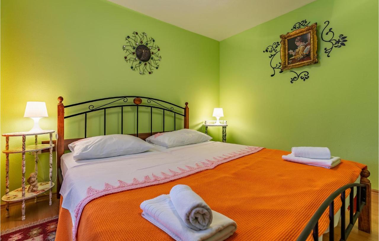 Nice Apartment In Premantura With Wifi Экстерьер фото